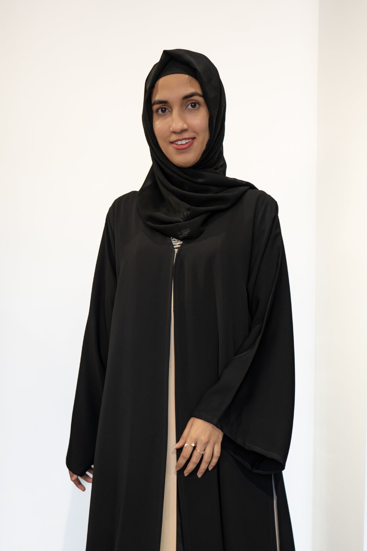 Premium Nada Black Emarati Design Abaya