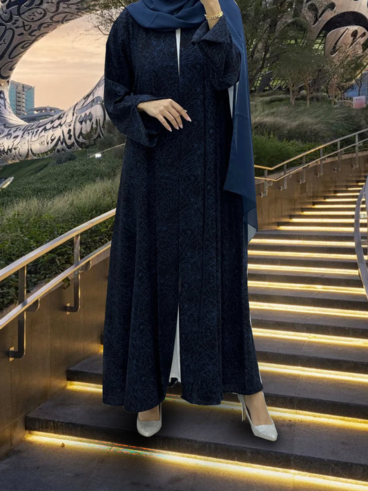 Classic and Simple Design Transcends Abaya